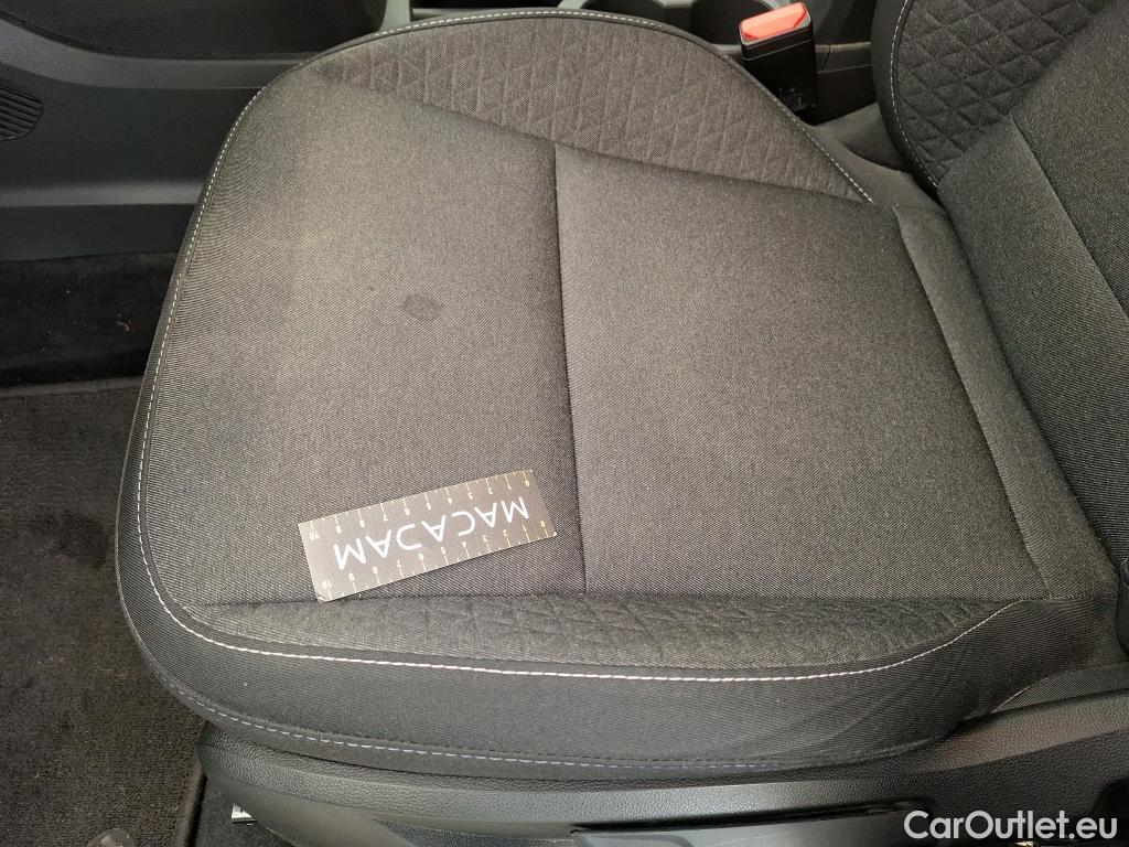  Renault  Captur  II Evolution 1.6 E-TECH Hybrid 145CV BVA6 E6d #12