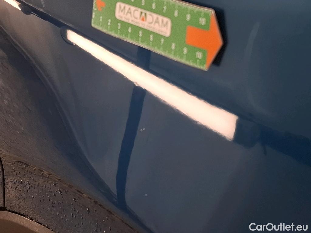  Renault  Arkana RENAULT  / 2021 / 5P / SUV Evolution mild hybrid 140 EDC -22 #4