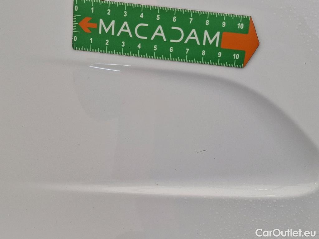  Peugeot  208 PEUGEOT e- / 2019 / 5P / Berline Electrique Active Business #9