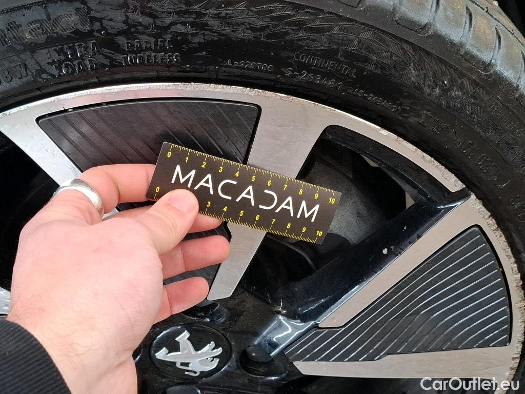  Peugeot  208  (e-) GT 50kWh BVA #6