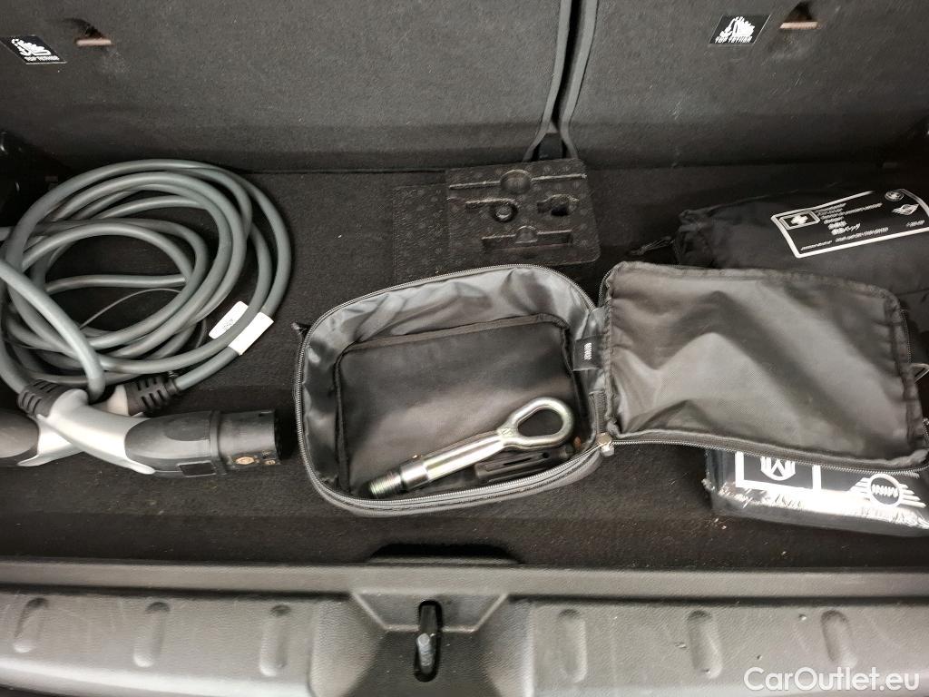  Mini  Mini   Electric / 2021 / 3P / Berline Cooper SE Finition  Yours 184 ch BVA #4