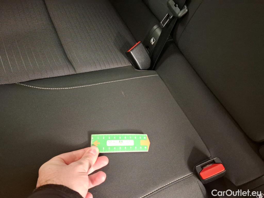  Renault  Arkana RENAULT  / 2021 / 5P / SUV Evolution mild hybrid 140 EDC -22 #9