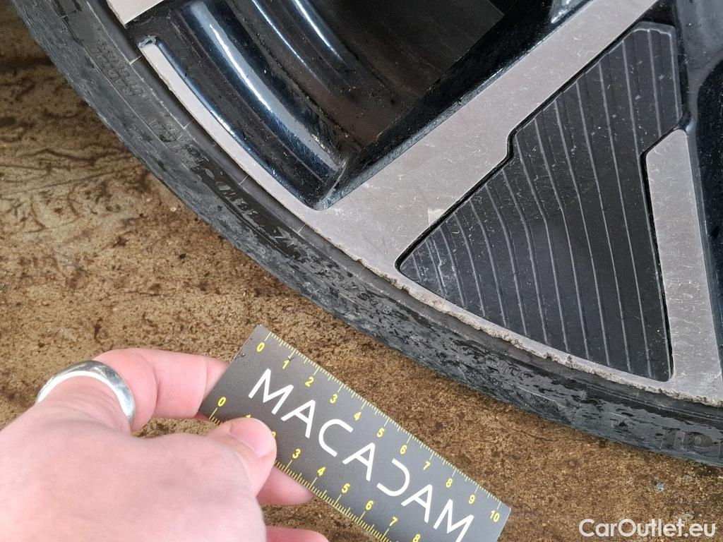  Peugeot  208  (e-) GT 50kWh BVA #18