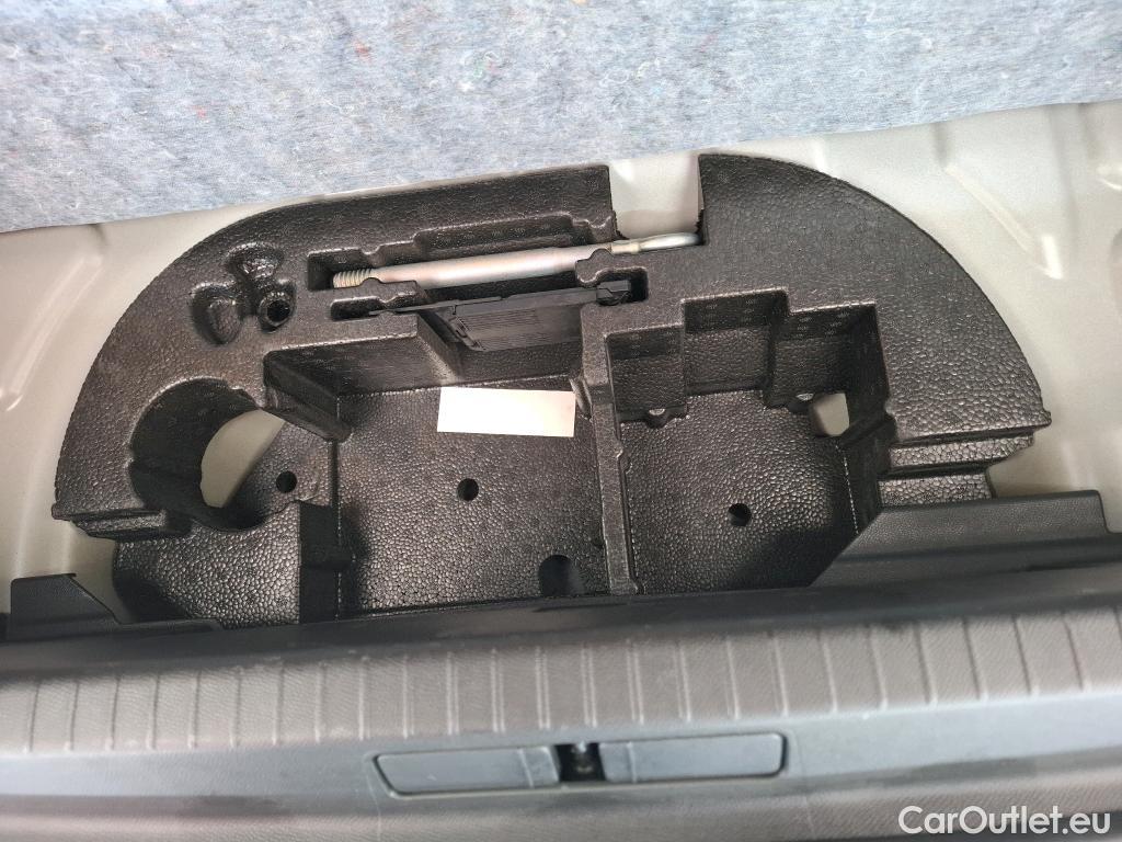  Peugeot  208 PEUGEOT e- / 2019 / 5P / Berline Electrique Active Business #12