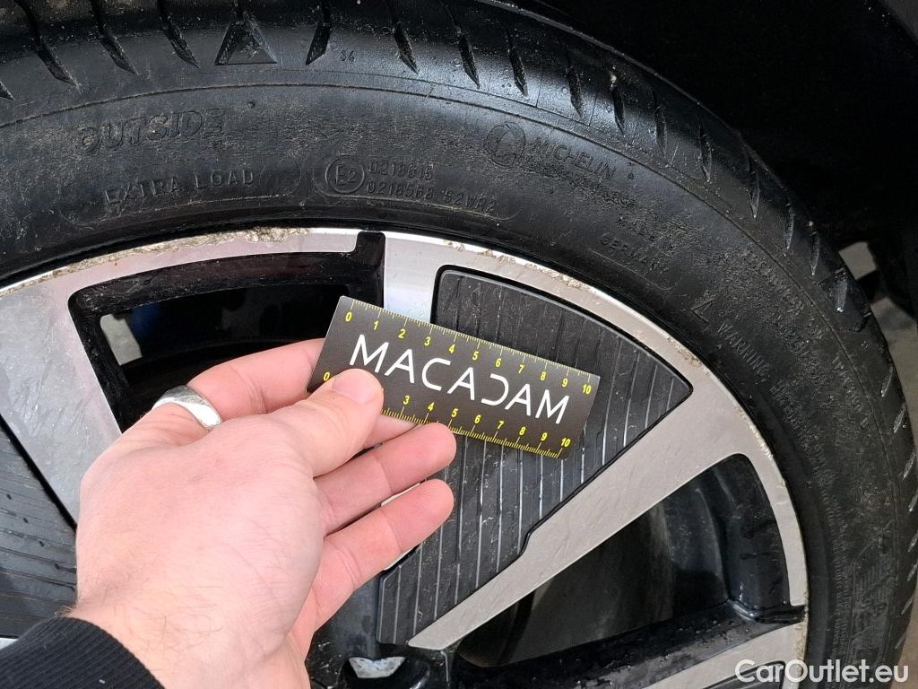  Peugeot  208  (e-) GT 50kWh BVA #11