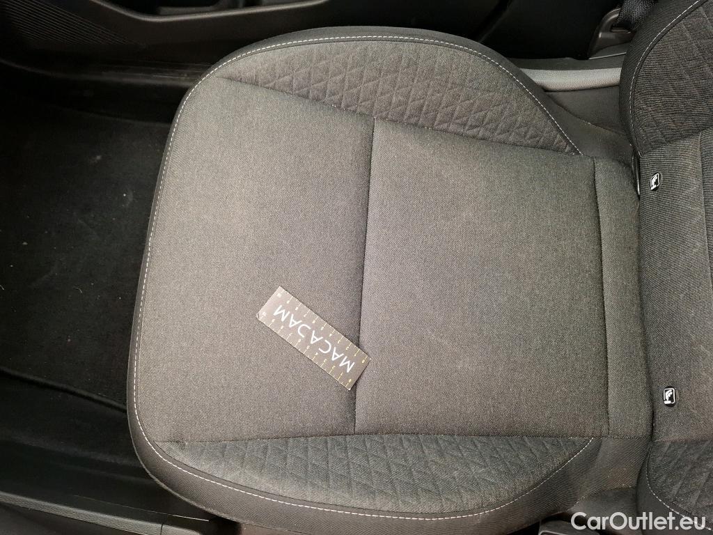  Renault  Captur  II Evolution 1.6 E-TECH Hybrid 145CV BVA6 E6d #14