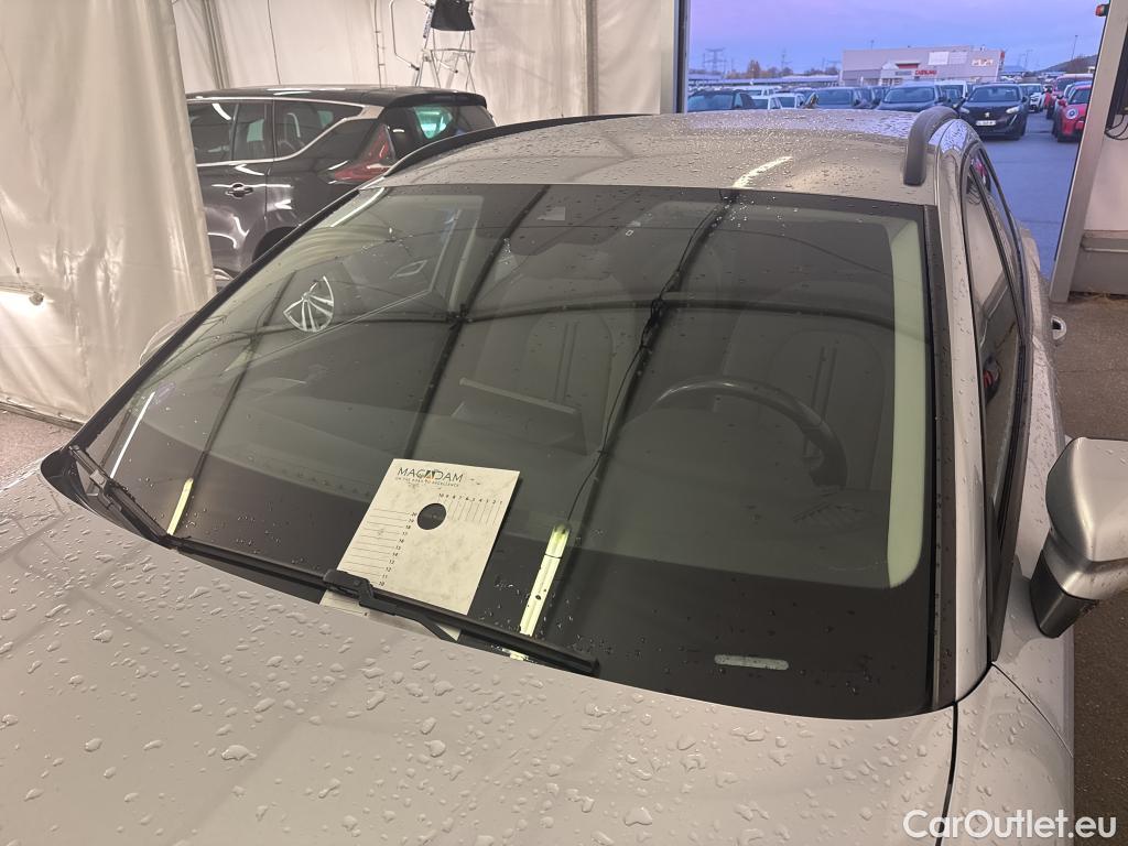  Seat  Leon SEAT  Sportstourer / 2020 / 5P / Break 1.0 eTSI 110 DSG S&S Style Business #1