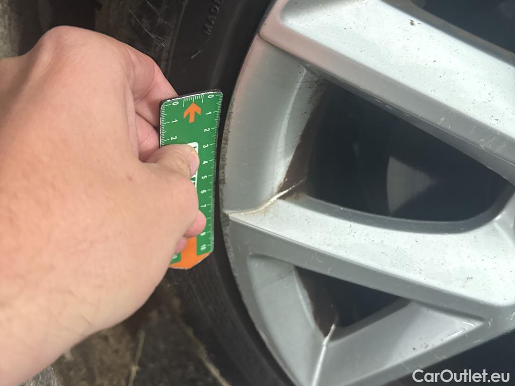  Seat  Leon SEAT  Sportstourer / 2020 / 5P / Break 1.0 eTSI 110 DSG S&S Style Business #14