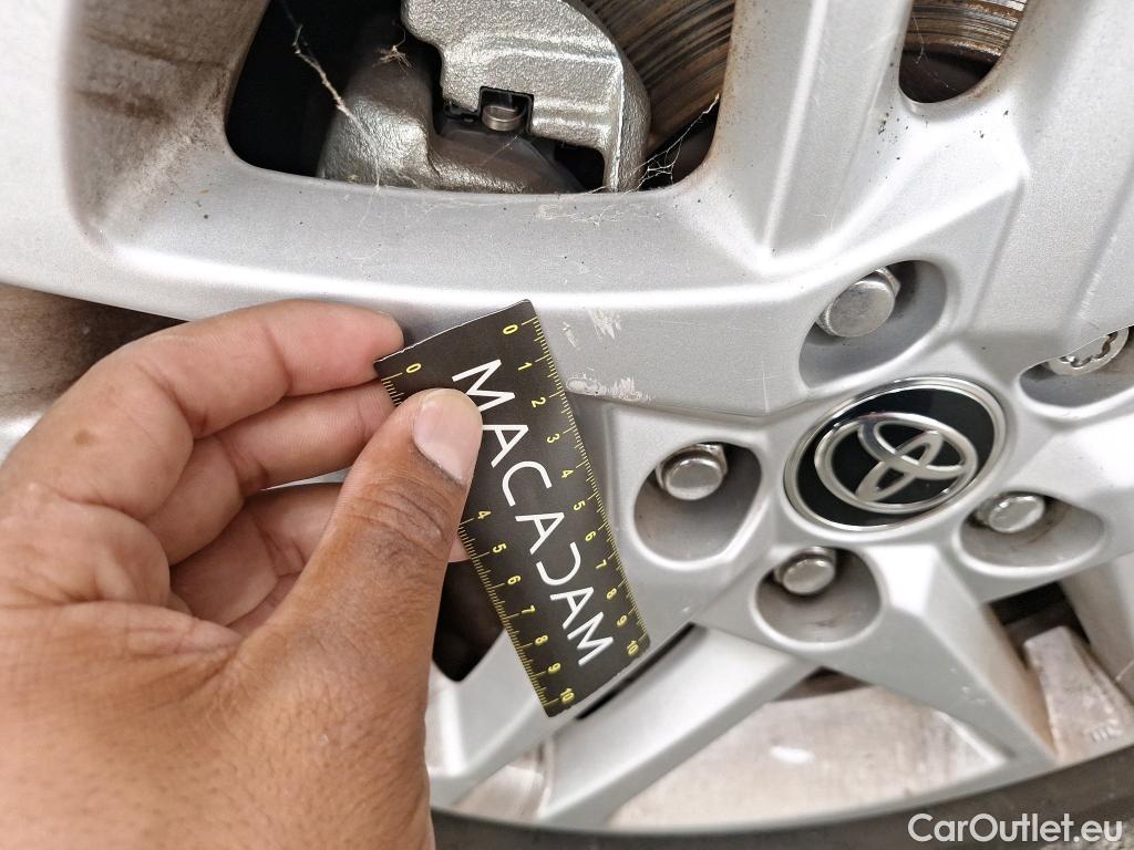  Toyota  C-HR TOYOTA  / 2016 / 5P / SUV 2.0 HYBRIDE 184 DYNAMIC BUSINESS #8