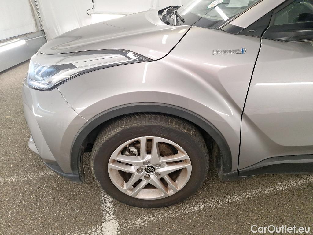  Toyota  C-HR TOYOTA  / 2016 / 5P / SUV 2.0 HYBRIDE 184 DYNAMIC BUSINESS #3