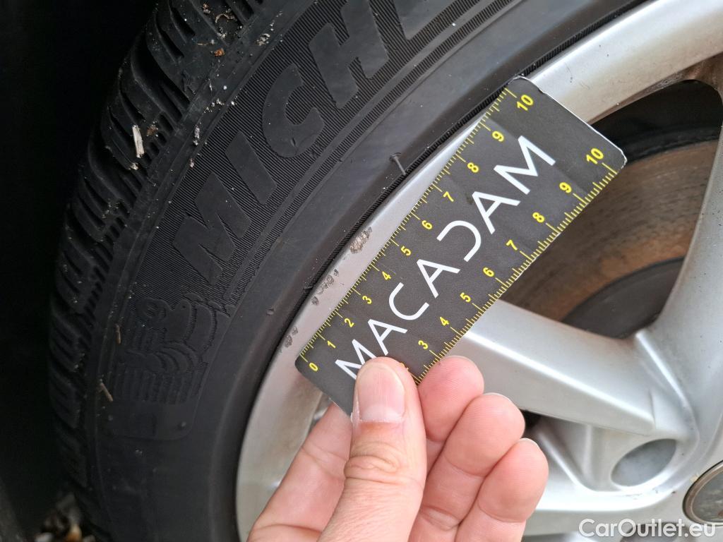  Audi  A3 AUDI  Sportback / 2016 / 5P / Berline 35 TFSI 150 COD S TRONIC BUSINESS LINE #27