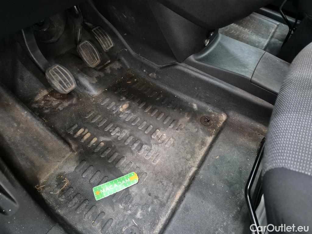  Citroen  Berlingo  Fourgon Club M 650 1.5 BlueHDi 100CV BVM5 E6dT #90