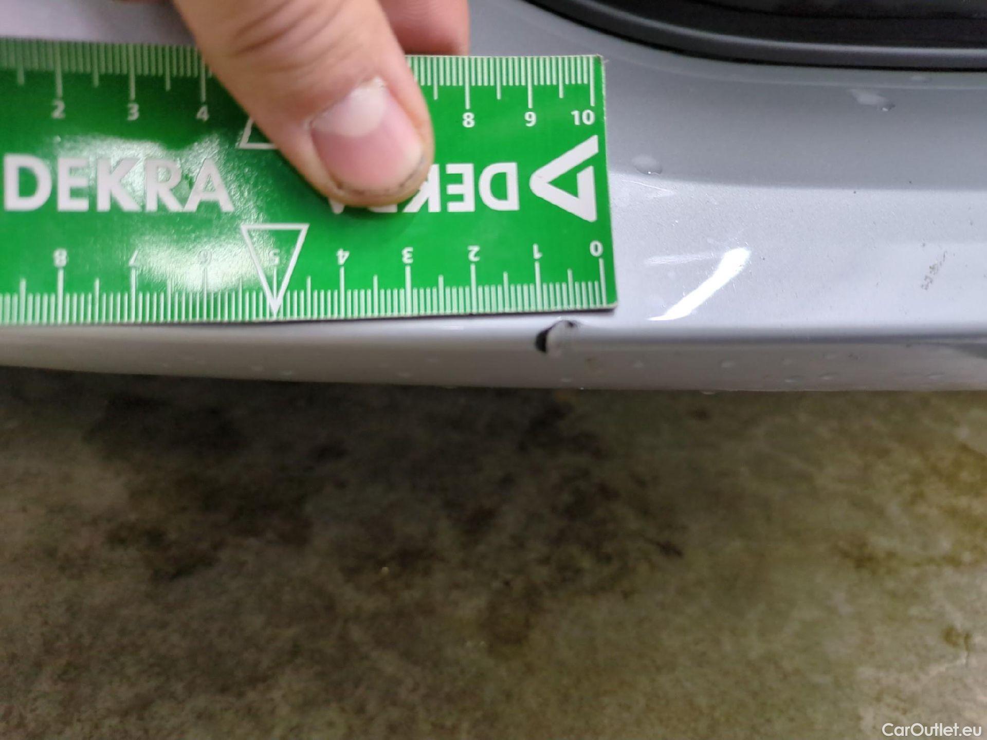  Bmw  Serie 1 Série 1 Berline 118 i Lounge 1.5 135CV BVA7 E6d #26