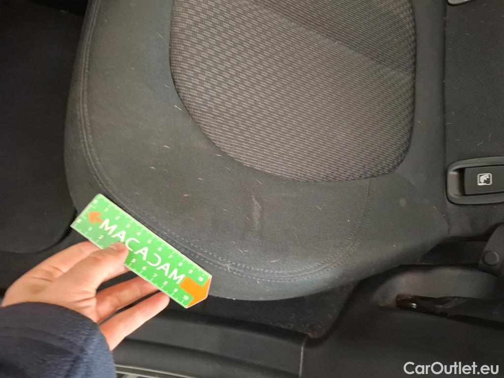  Bmw  X1 BMW  / 2019 / 5P / SUV sDrive16d Business Design DKG7 #48