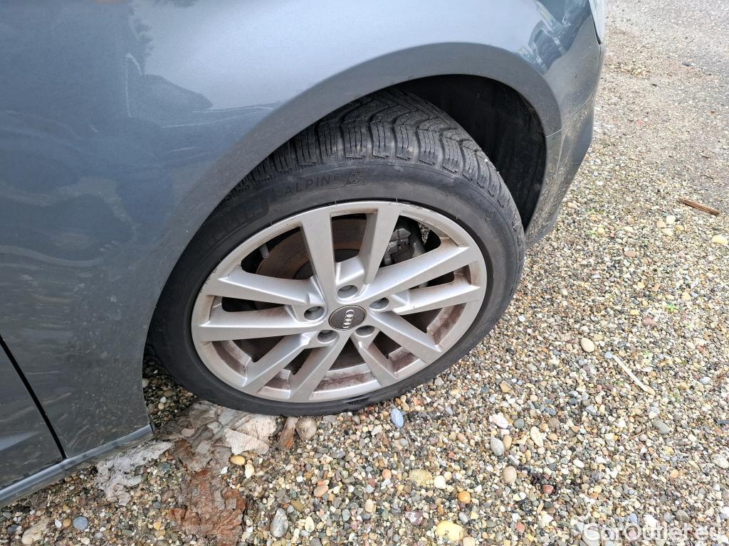  Audi  A3 AUDI  Sportback / 2016 / 5P / Berline 35 TFSI 150 COD S TRONIC BUSINESS LINE #24