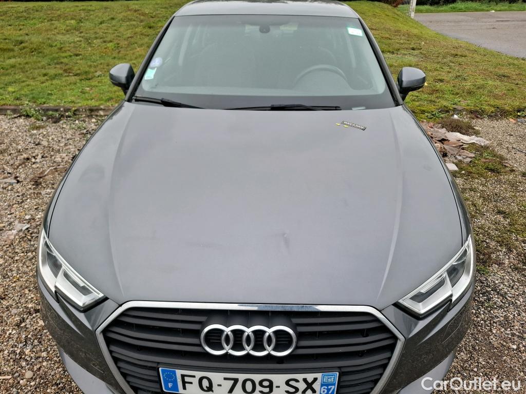  Audi  A3 AUDI  Sportback / 2016 / 5P / Berline 35 TFSI 150 COD S TRONIC BUSINESS LINE #35