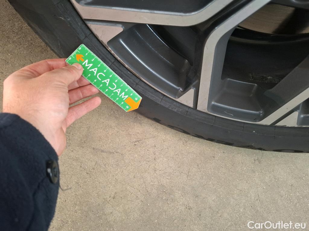  Bmw  X1 BMW  / 2019 / 5P / SUV sDrive16d Business Design DKG7 #24