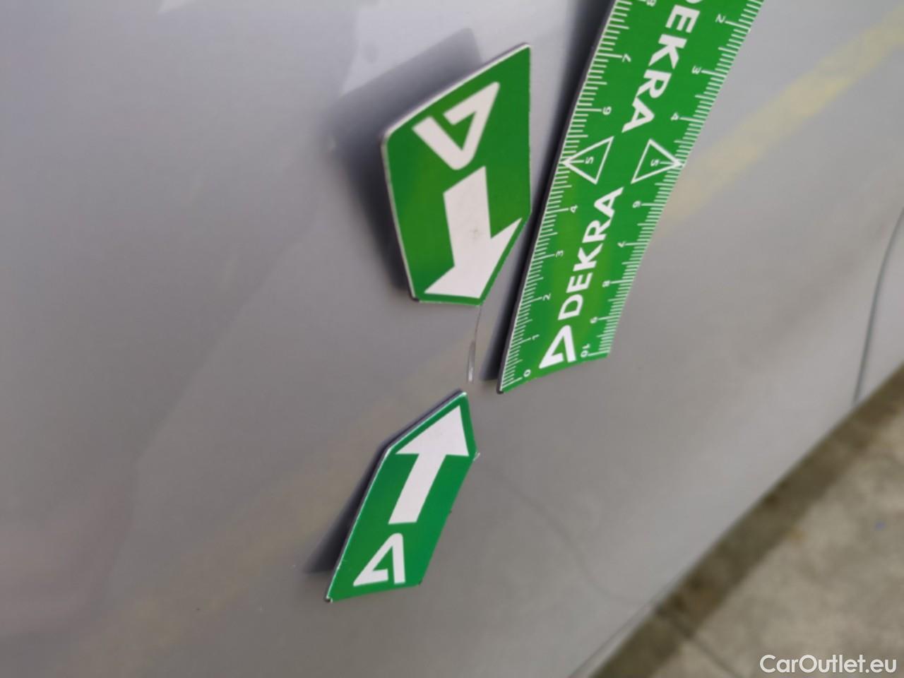  Bmw  Serie 1 Série 1 Berline 118 i Lounge 1.5 135CV BVA7 E6d #17