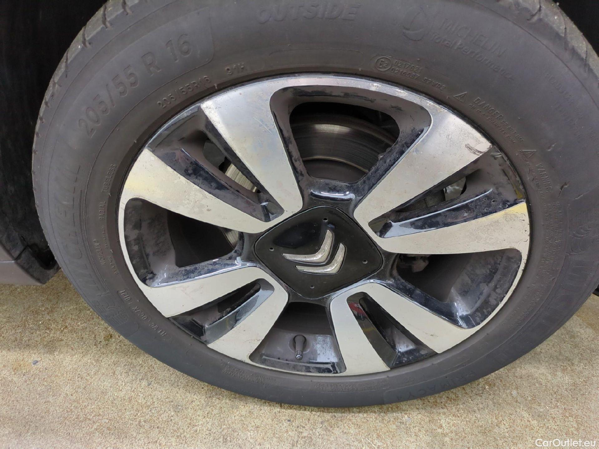  Citroen  C3  Shine Business 1.2 PureTech 80CV BVM5 E6d #7