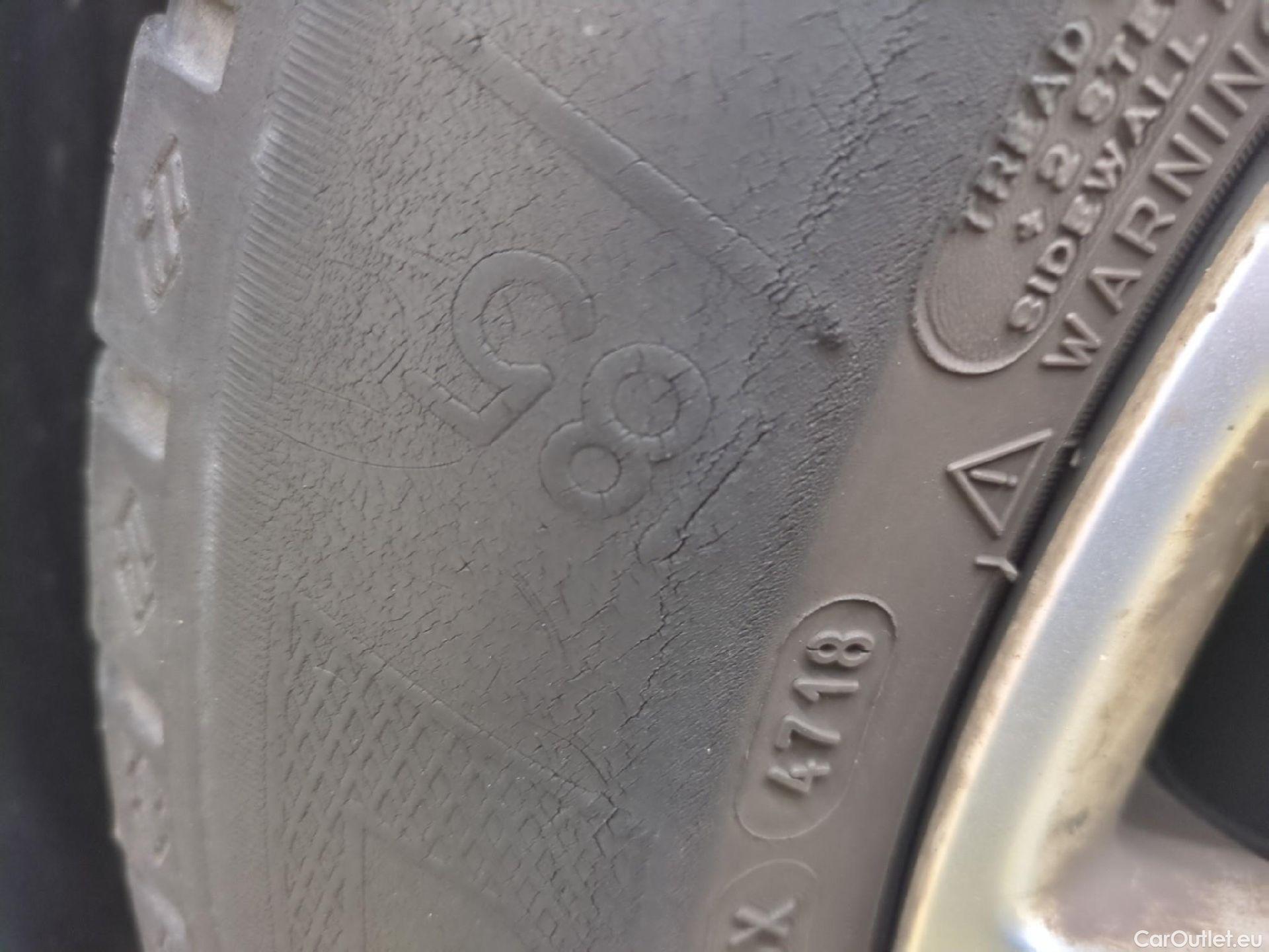  Peugeot  208  Affaire Premium Pack 1.2 80CV BVM5 E6dT #1