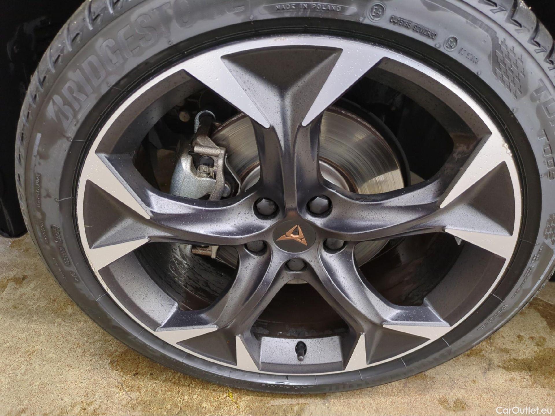  Cupra  Formentor CUPRA  / 2020 / 5P / SUV 1.4 e-HYBRID 204ch DSG6 Business Edition #1