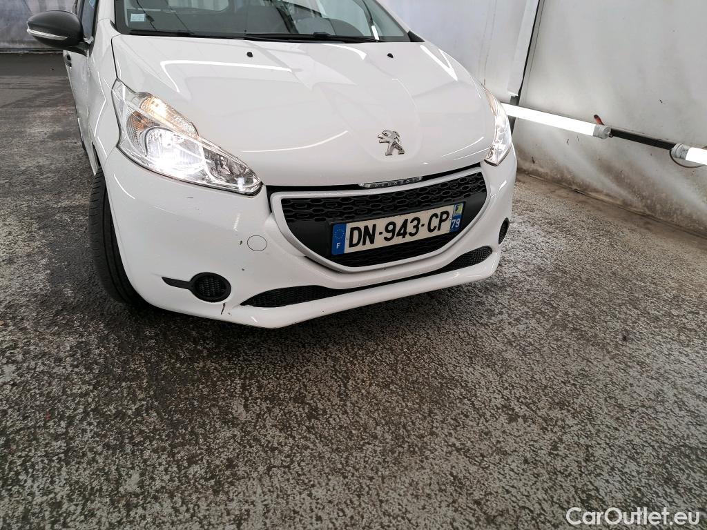  Peugeot  208  Affaire Confort 1.0 PureTech 70CV BVM5 E5 #1