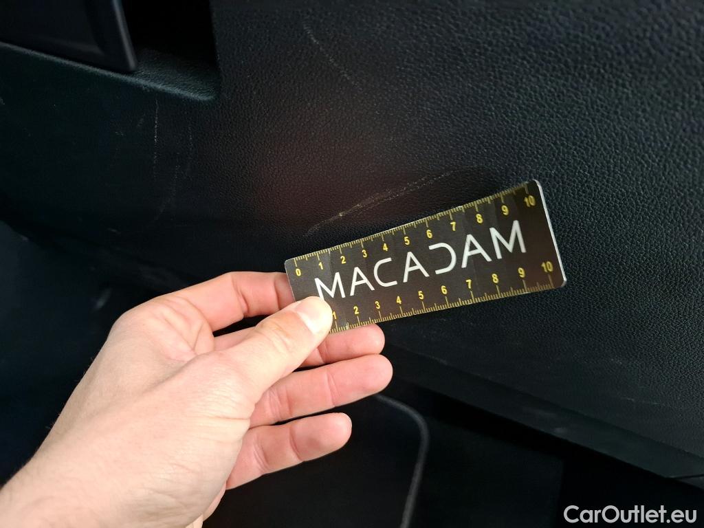  Volkswagen  Golf  VOLKSWAGEN / 2020 / 5P / Berline 2.0 TDI SCR 115 DSG7 Life Busi #41