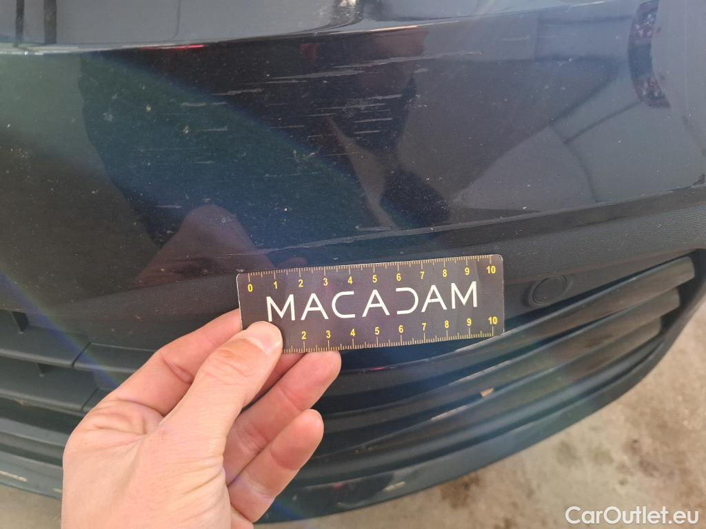  Volkswagen  Golf  VOLKSWAGEN / 2020 / 5P / Berline 2.0 TDI SCR 115 DSG7 Life Busi #17