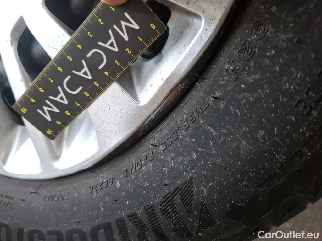  Toyota  Proace TOYOTA  City Verso / 2019 / 5P / monospace 1.2 LONG 110 VVT-I DYNAMIC #24