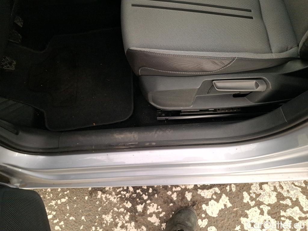  Seat  Leon  Business 1.0 TSI 110CV BVM6 E6d #28