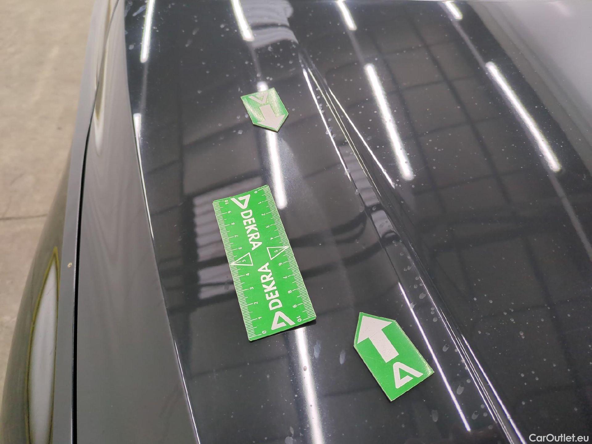  Volkswagen  Polo VOLKSWAGEN  / 2017 / 5P / Berline 1.0 TSI 95 Active(SP) #14