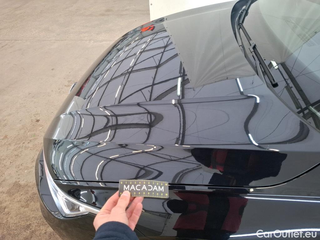  Volkswagen  Golf  VOLKSWAGEN / 2020 / 5P / Berline 2.0 TDI SCR 115 DSG7 Life Busi #74