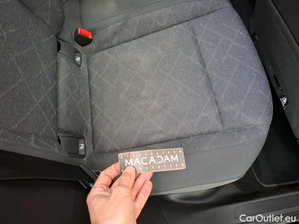  Volkswagen  Golf  VOLKSWAGEN / 2020 / 5P / Berline 2.0 TDI SCR 115 DSG7 Life Busi #57