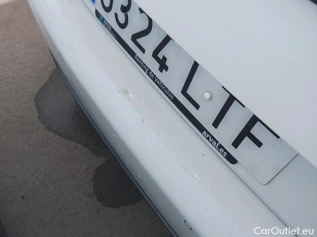  Bmw  Serie 2 BMW  / 2019 / 4P / sedán 218dA Gran Coupe #11