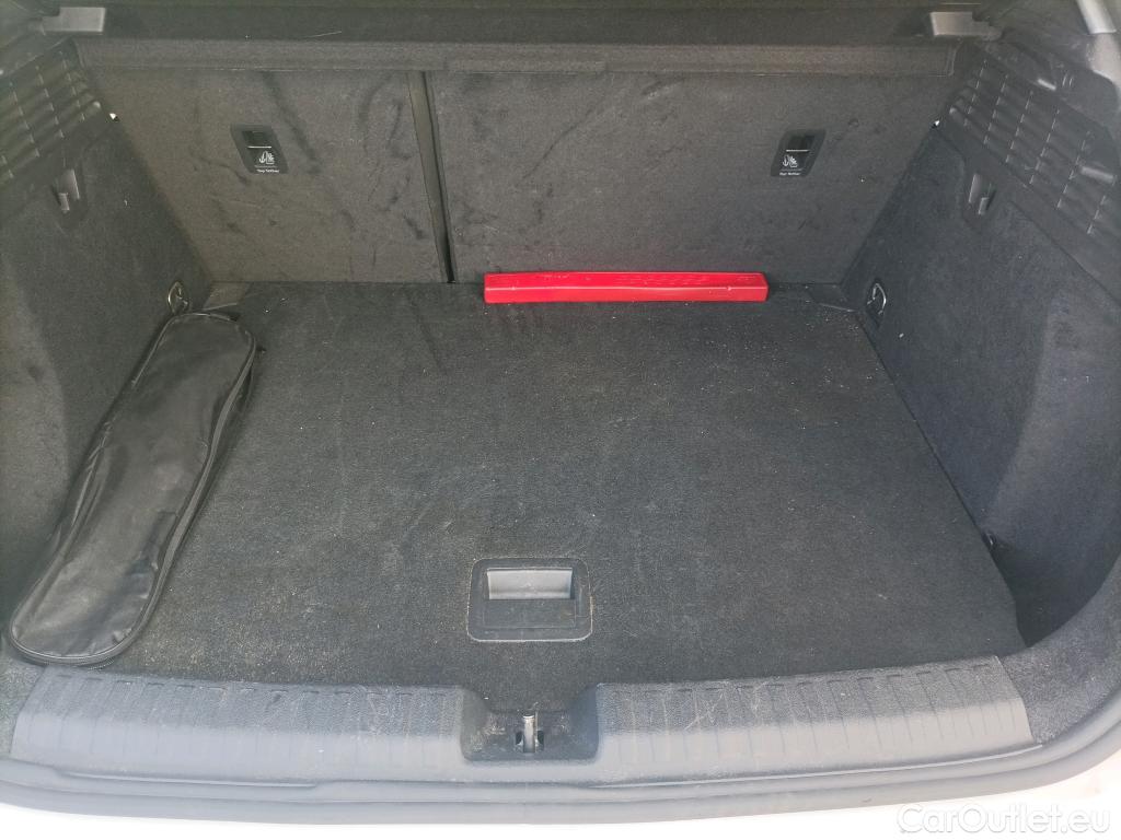  Audi  A3 AUDI  / 2020 / 5P / berlina con portón Sportback 30 TFSI 81kW (110CV) S tronic #8