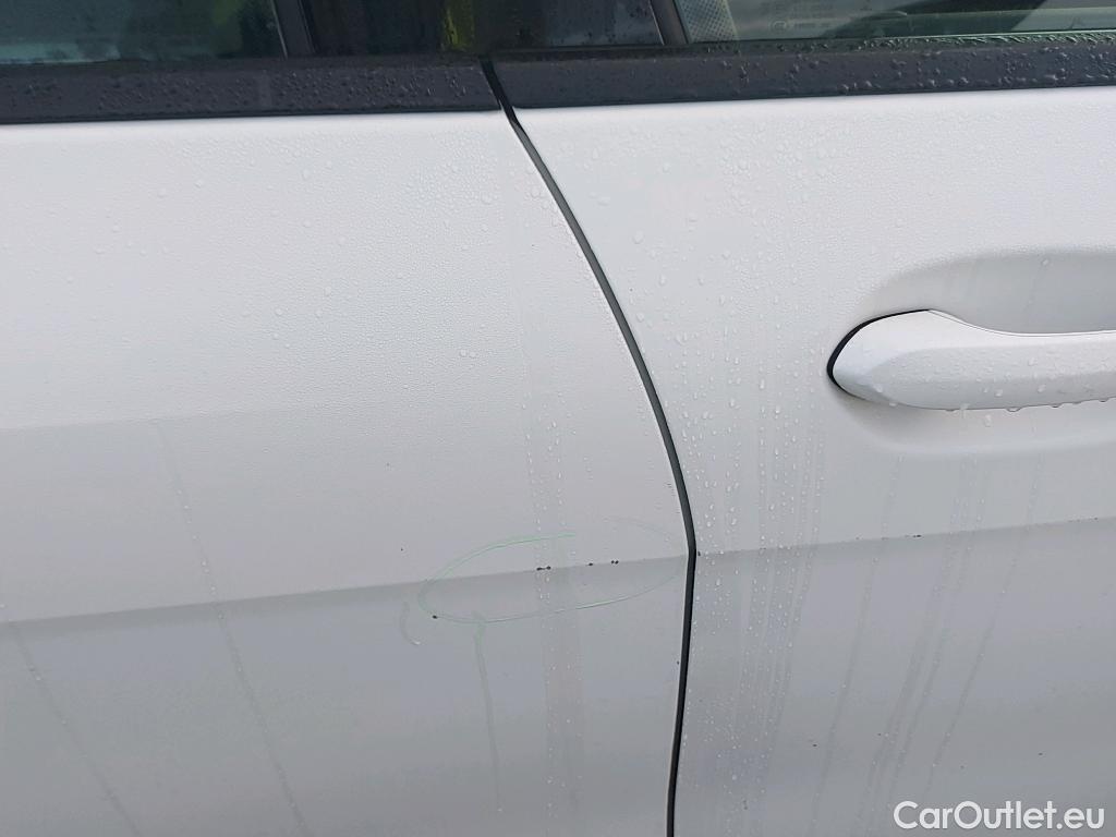  Bmw  Serie 2 BMW  / 2019 / 4P / sedán 218dA Gran Coupe #3