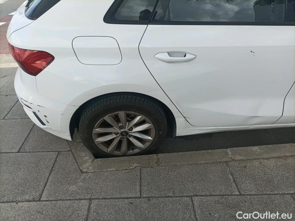  Audi  A3 AUDI  / 2020 / 5P / berlina con portón Sportback 30 TFSI 81kW (110CV) S tronic #4