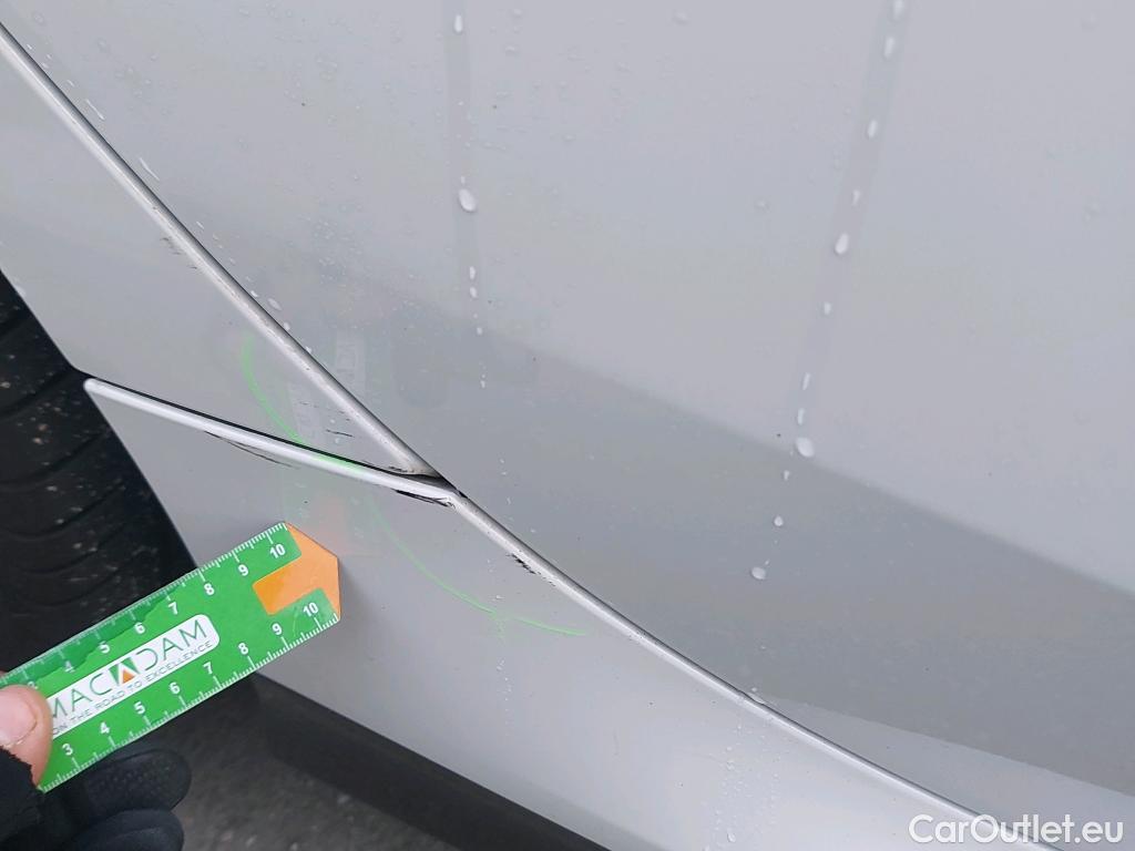  Bmw  Serie 2 BMW  / 2019 / 4P / sedán 218dA Gran Coupe #9