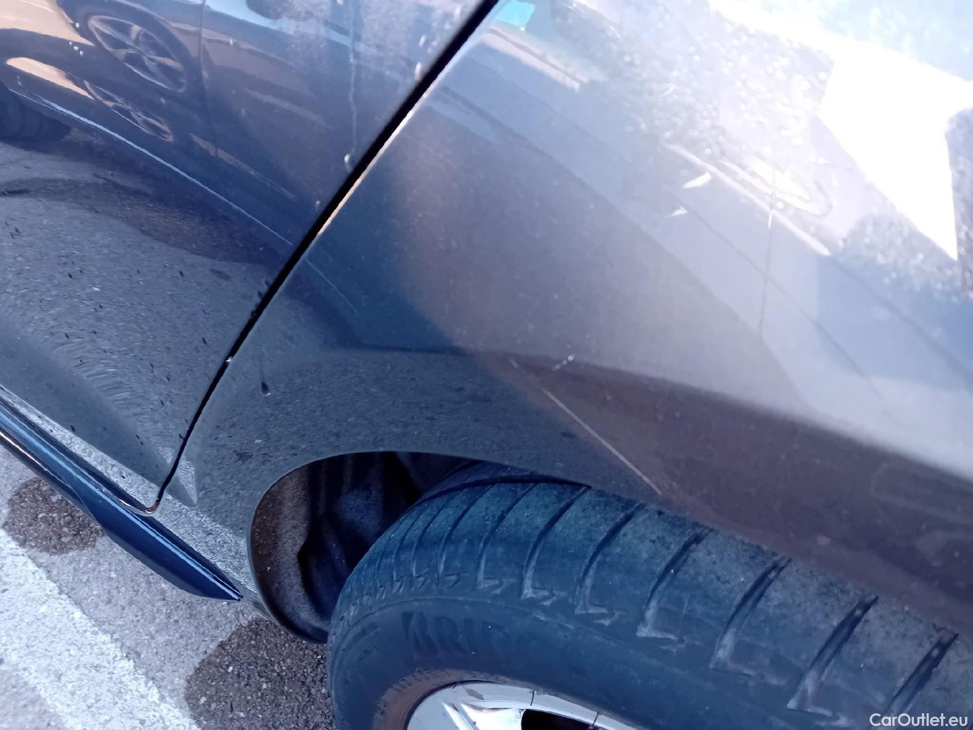  Audi  A4 AUDI  / 2019 / 5P / familiar Avant Advanced 35 TDI 120kW S tronic #16