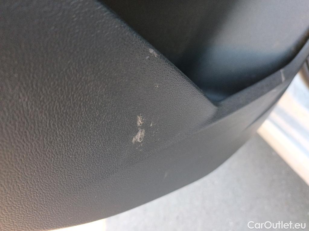  Audi  A1 Sportback AUDI A1 / 2018 / 5P / berlina con portón Sportback Advanced 30 TFSI 81kW (110CV) #10