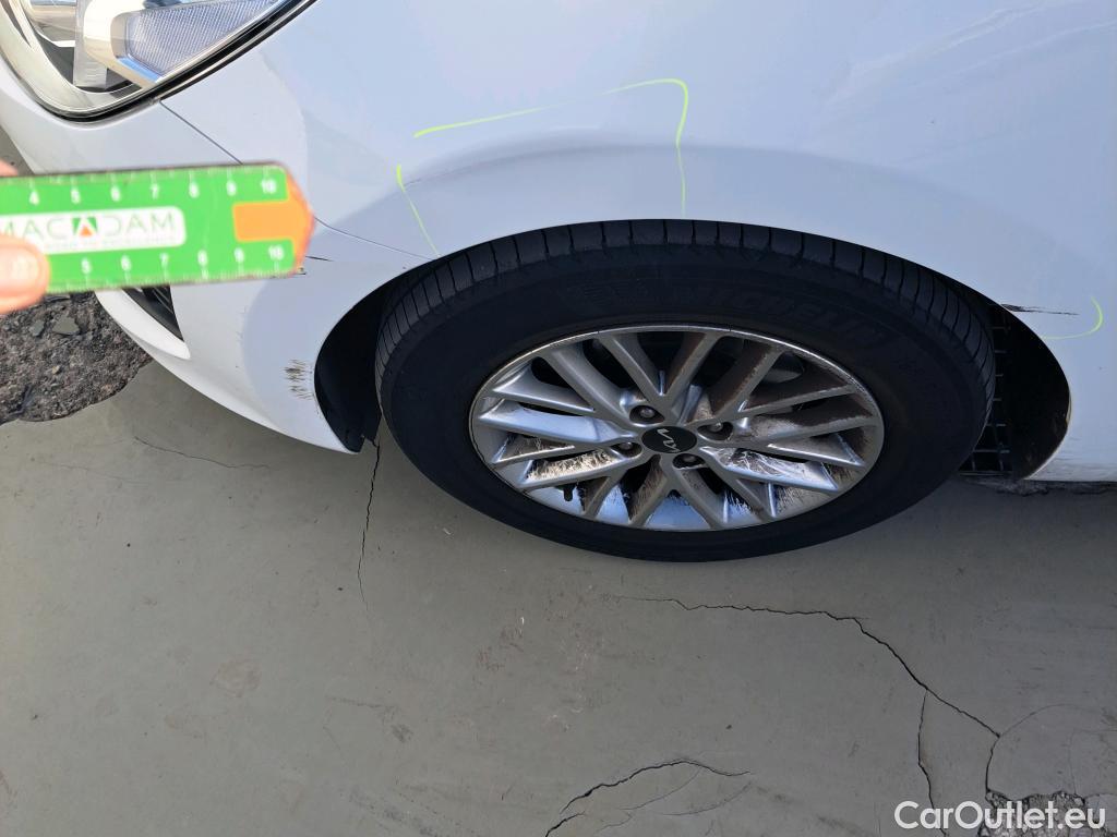  KIA  Rio KIA  / 2020 / 5P / berlina con portón 1.0 T-GDi 74kW (100CV) MHEV iMT Concept #13