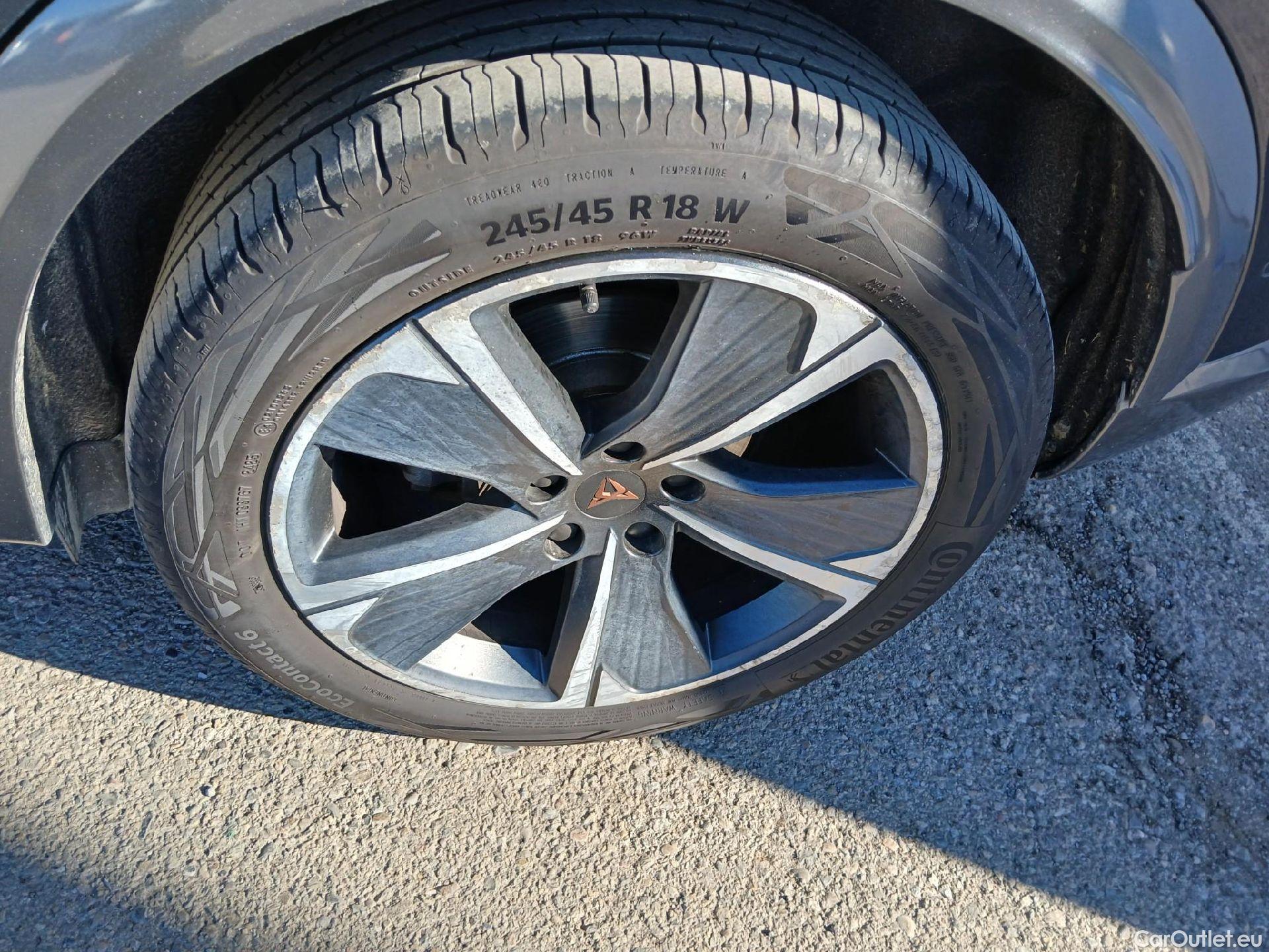  Cupra  Formentor CUPRA  / 2020 / 5P / todoterreno 1.4 e-Hybrid 150kW (204 CV) DSG (AC) #25