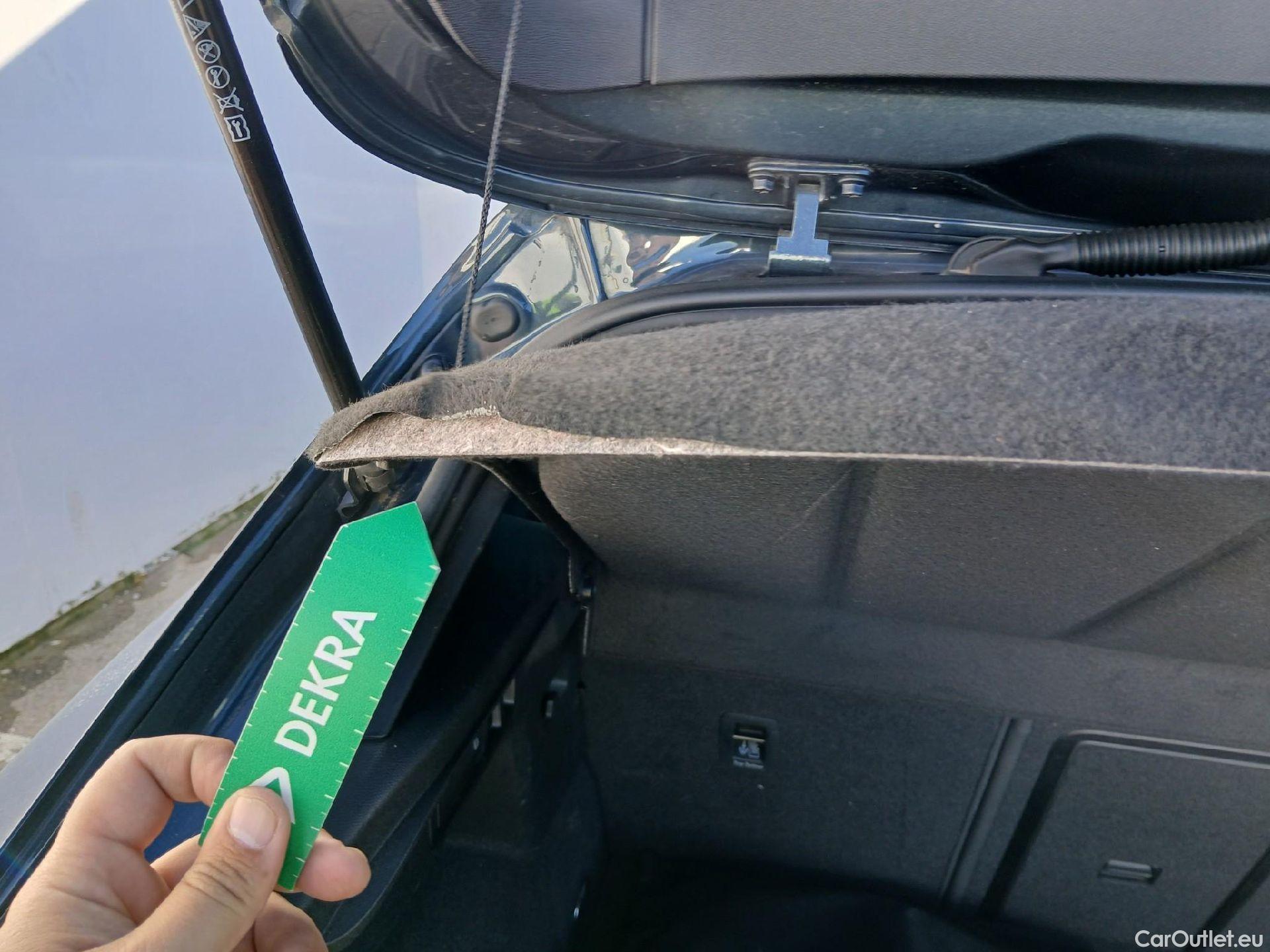  Cupra  Formentor CUPRA  / 2020 / 5P / todoterreno 1.4 e-Hybrid 150kW (204 CV) DSG (AC) #4