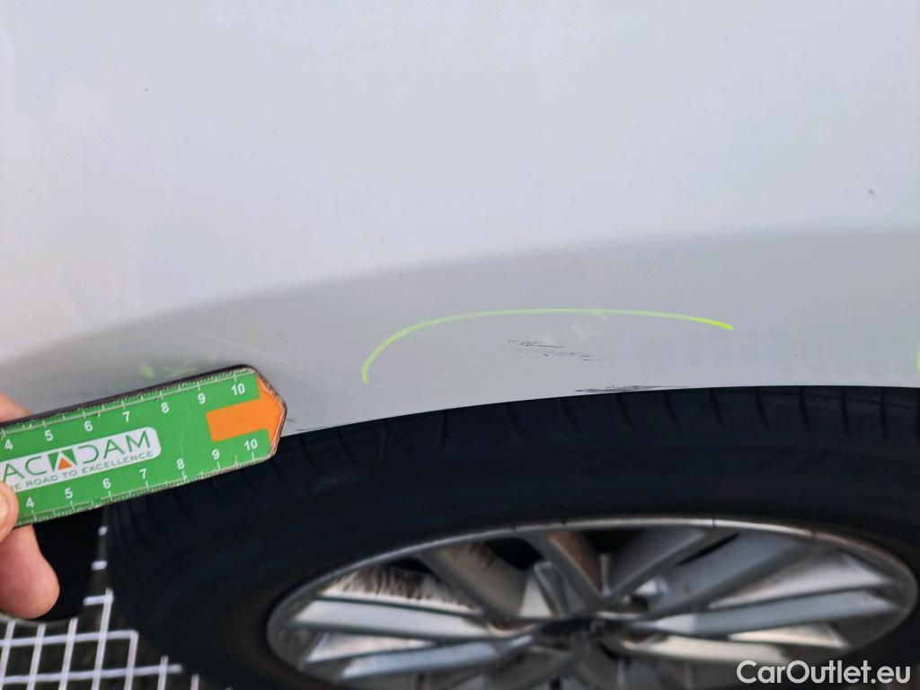  KIA  Rio KIA  / 2020 / 5P / berlina con portón 1.0 T-GDi 74kW (100CV) MHEV iMT Concept #9