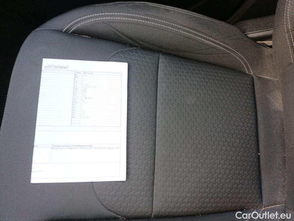  Ford  Kuga FORD  / 2016 / 5P / todoterreno 1.5 EcoBoost 88kW 4x2 Trend+ (CX) #34