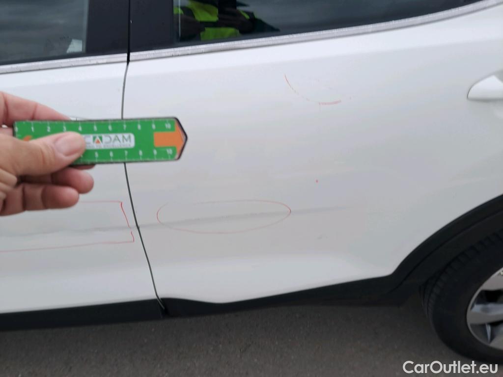  KIA  STONIC KIA  / 2017 / 5P / todoterreno 1.0 T-GDi 88kW (120CV) MHEV iMT Drive #9