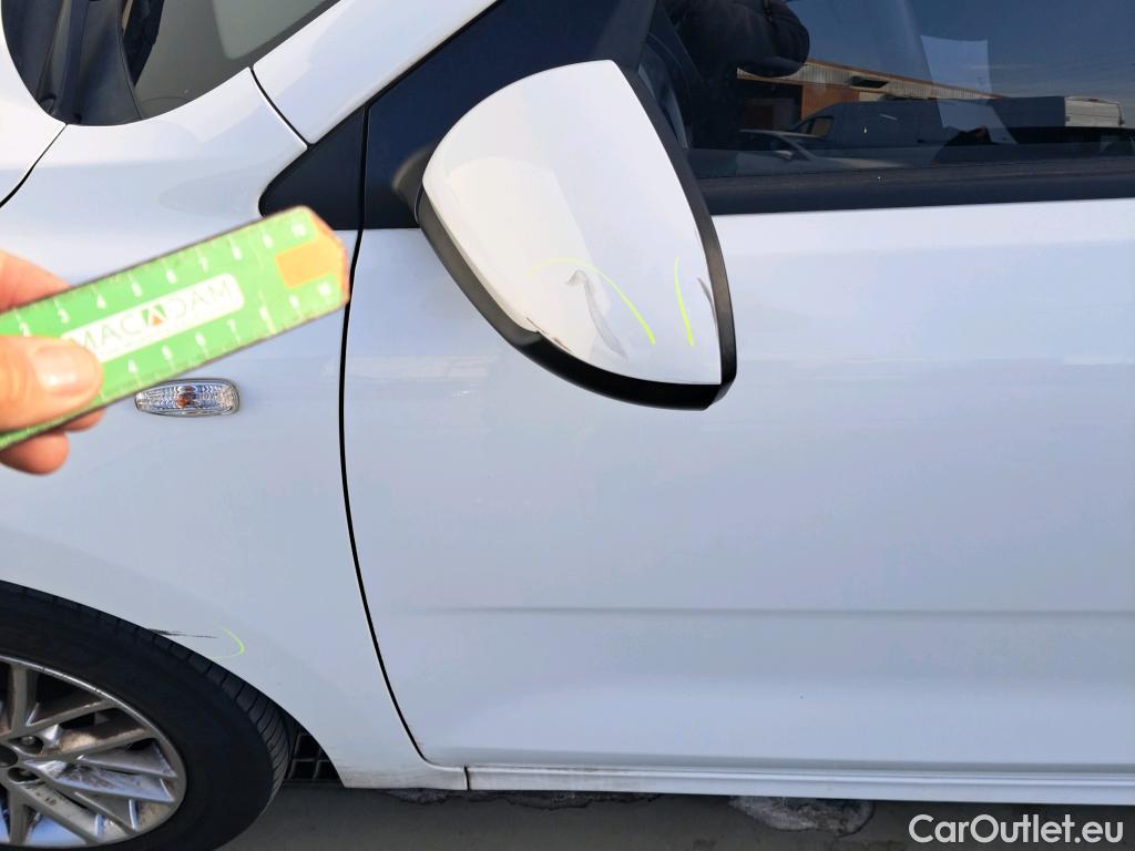  KIA  Rio KIA  / 2020 / 5P / berlina con portón 1.0 T-GDi 74kW (100CV) MHEV iMT Concept #30