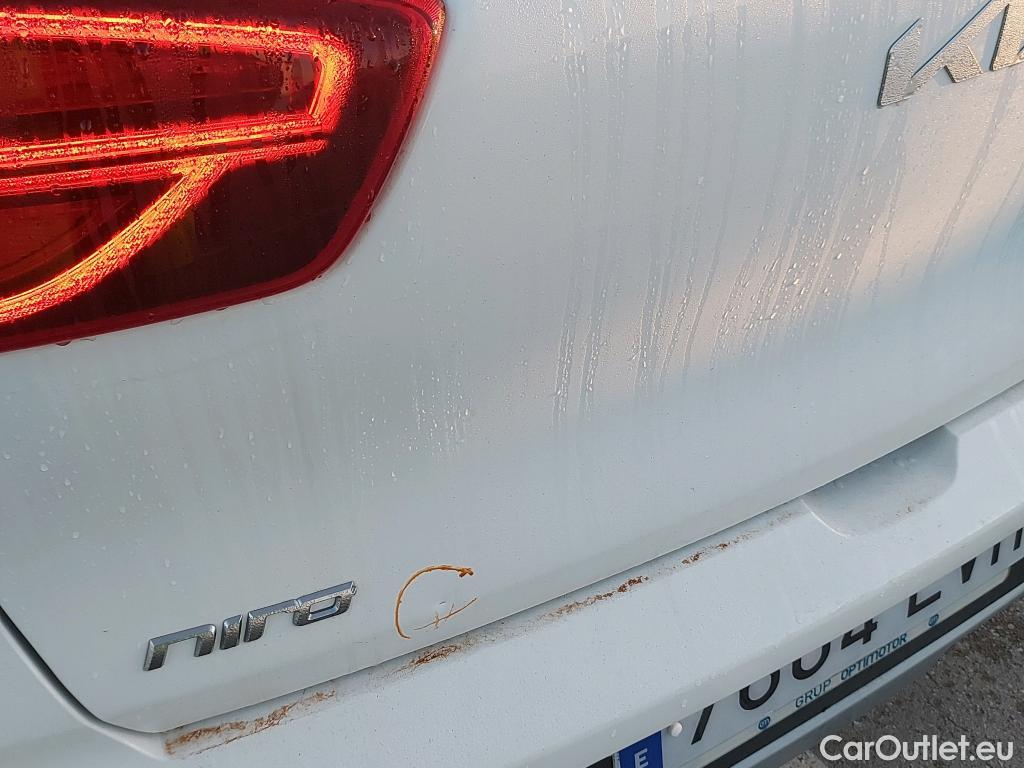  KIA  Niro KIA  / 2019 / 5P / crossover 1.6 GDi HEV 104kW (141CV) Drive #1