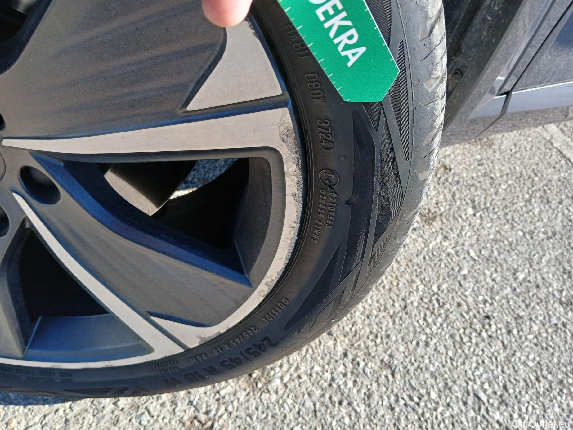  Cupra  Formentor CUPRA  / 2020 / 5P / todoterreno 1.4 e-Hybrid 150kW (204 CV) DSG (AC) #15