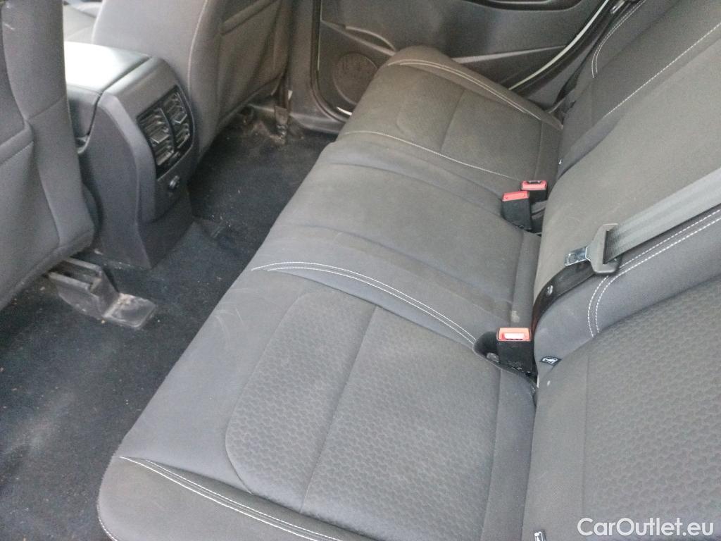  Ford  Kuga FORD  / 2016 / 5P / todoterreno 1.5 EcoBoost 88kW 4x2 Trend+ (CX) #26